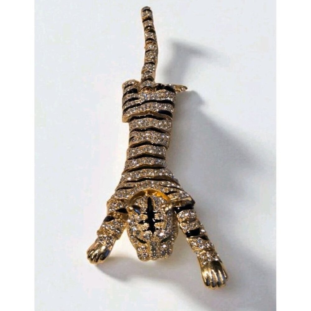 New Cheetah Shoulder Brooch Moving Rhinestone Gold Tone Black Green Eyes Jewelry